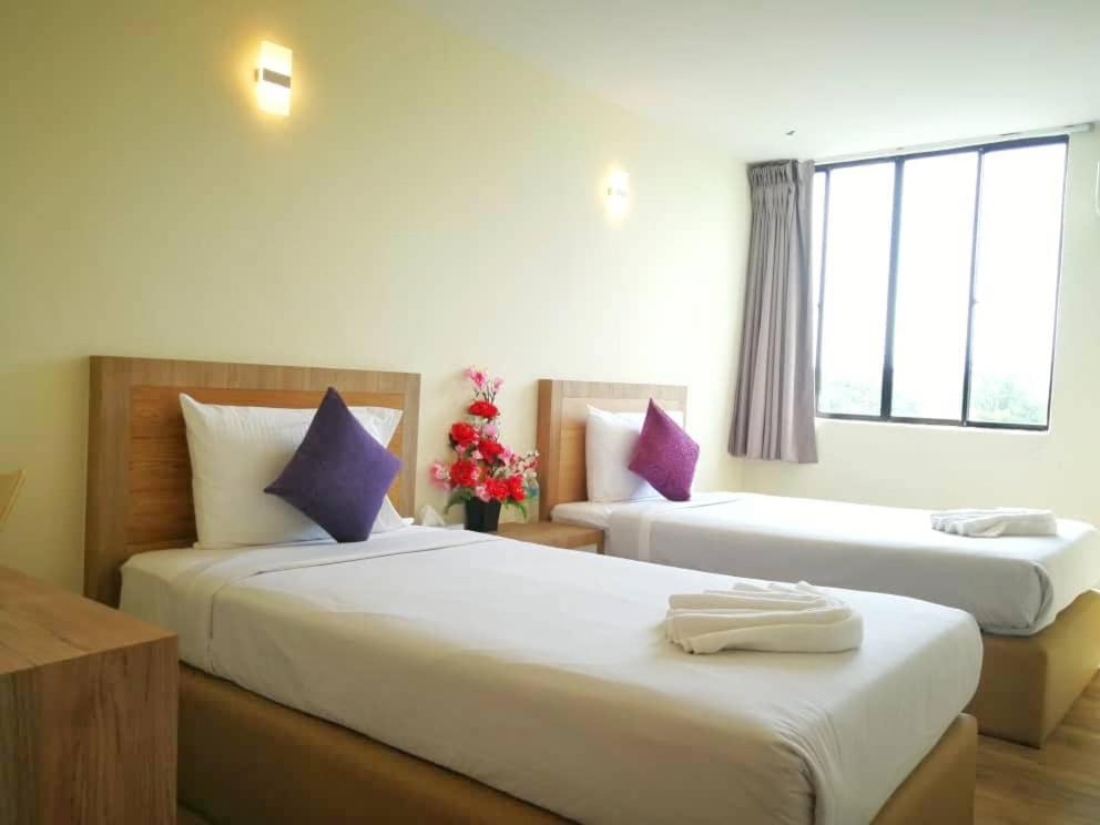 Merilton Hotel Sungai Petani Exterior foto
