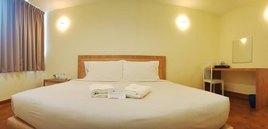 Merilton Hotel Sungai Petani Exterior foto